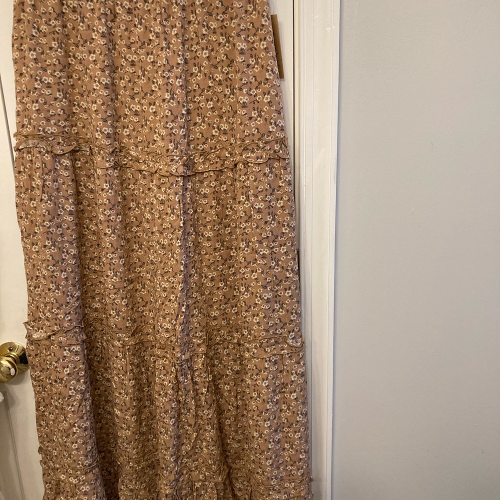 NWT Floral Tan Skirt